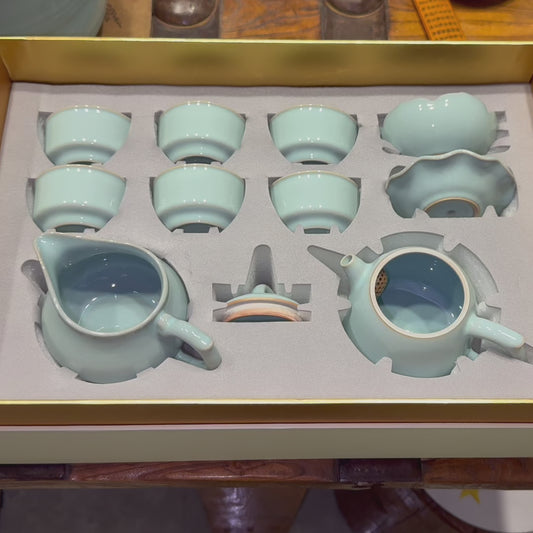 秦權壺茶器套組一壺六杯｜自然開片・天青色・瑪瑙入釉・支釘燒・手工茶具・汝窯