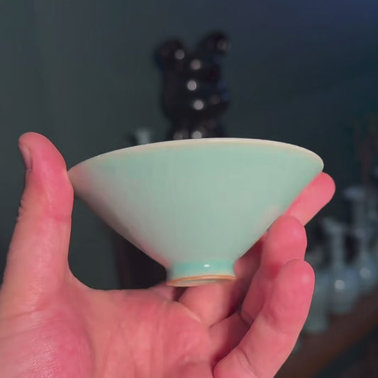 斗笠杯｜仿古釉・支釘燒・自然開片・瑪瑙入釉・品主人杯・功夫茶具・茶杯・汝窯